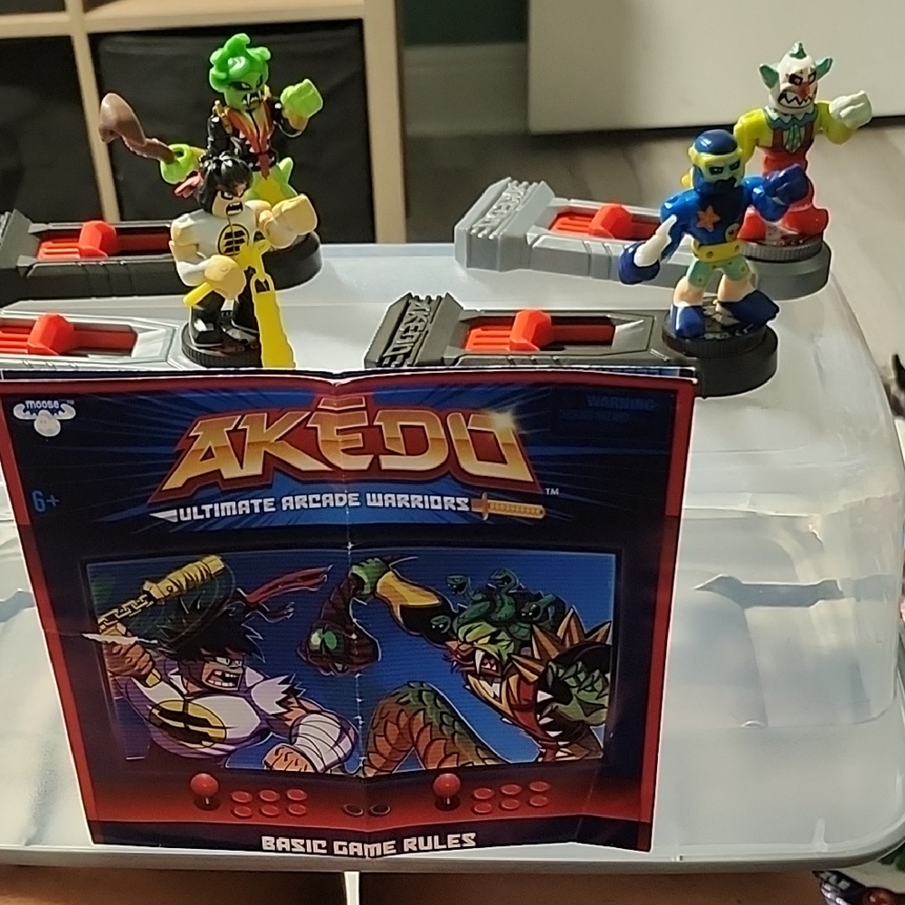 Akedo Ultimate Arcade Warriors Bundle